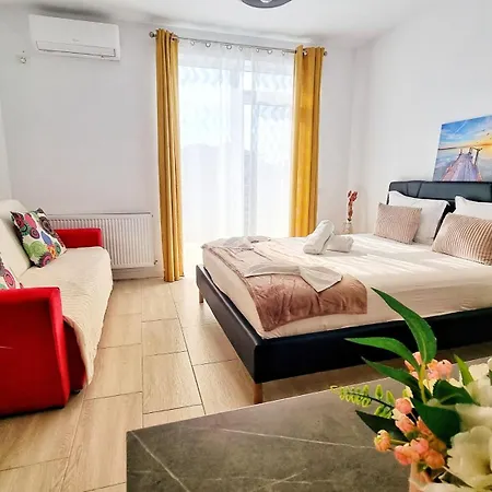 Guest house Kyd - Studiouri Si La 100m De Plaja Debarcader Eforie Nord