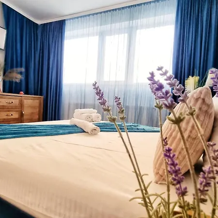 Kyd House Studiouri Si La 100 De M De Plaja Debarcader