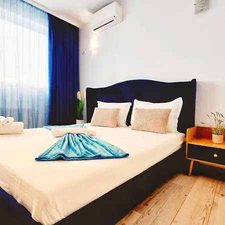 Pensiune Kyd House Studiouri Si La 100 De M De Plaja Debarcader 3*